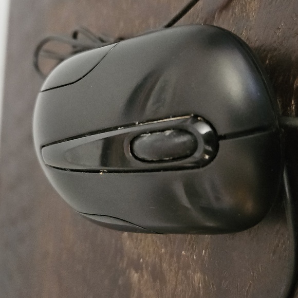 Computer Mouse - Corded - Generic - Picture 5 of 5